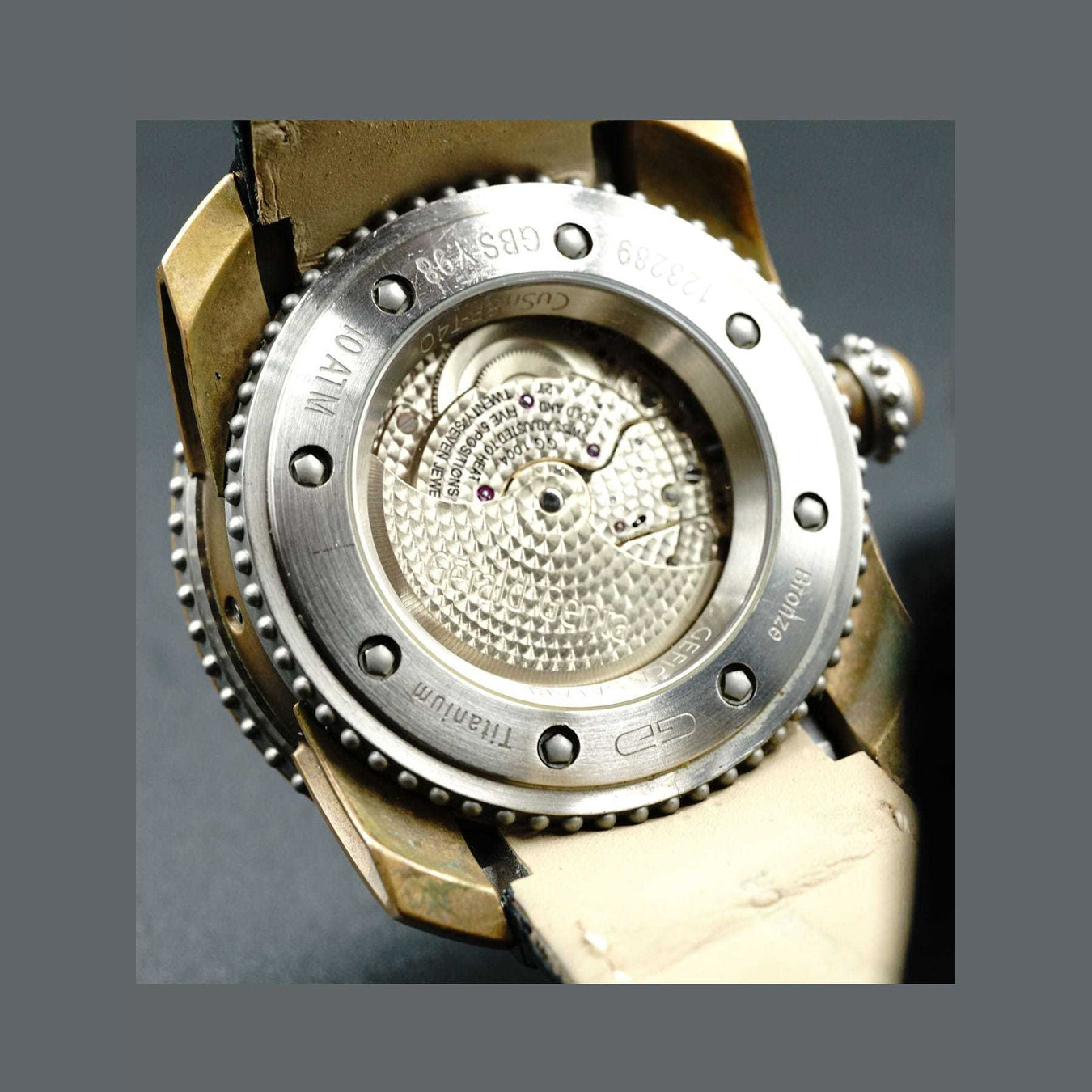 Gerald Genta Bronze GBS.Y.98