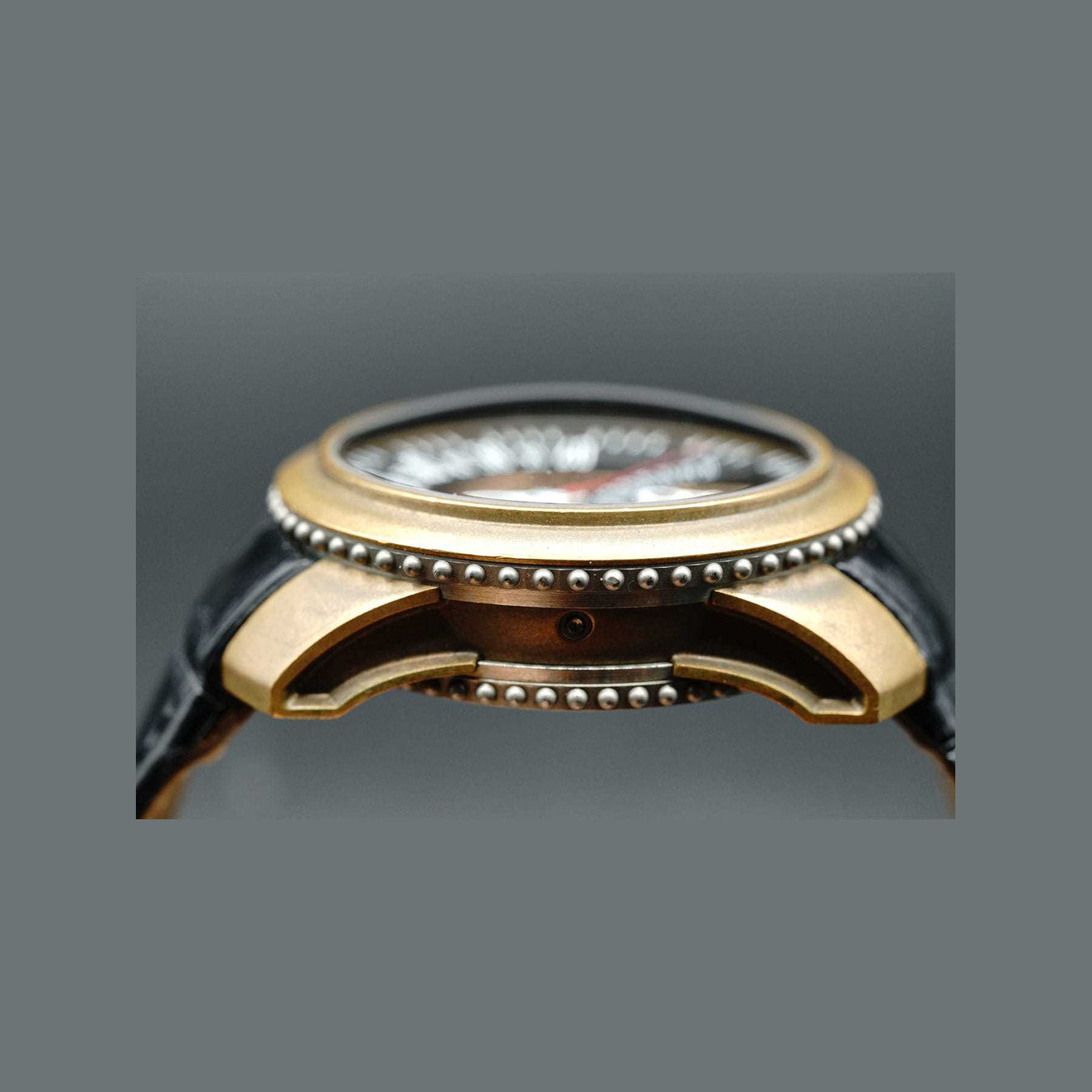 Gerald Genta Bronze GBS.Y.98