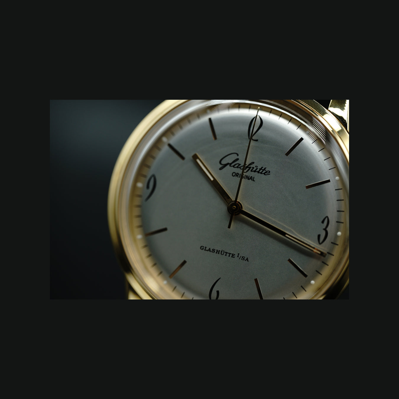 Glashütte Original Vintage Sixties Gold Case White Dial 1-39-52-01-01-04