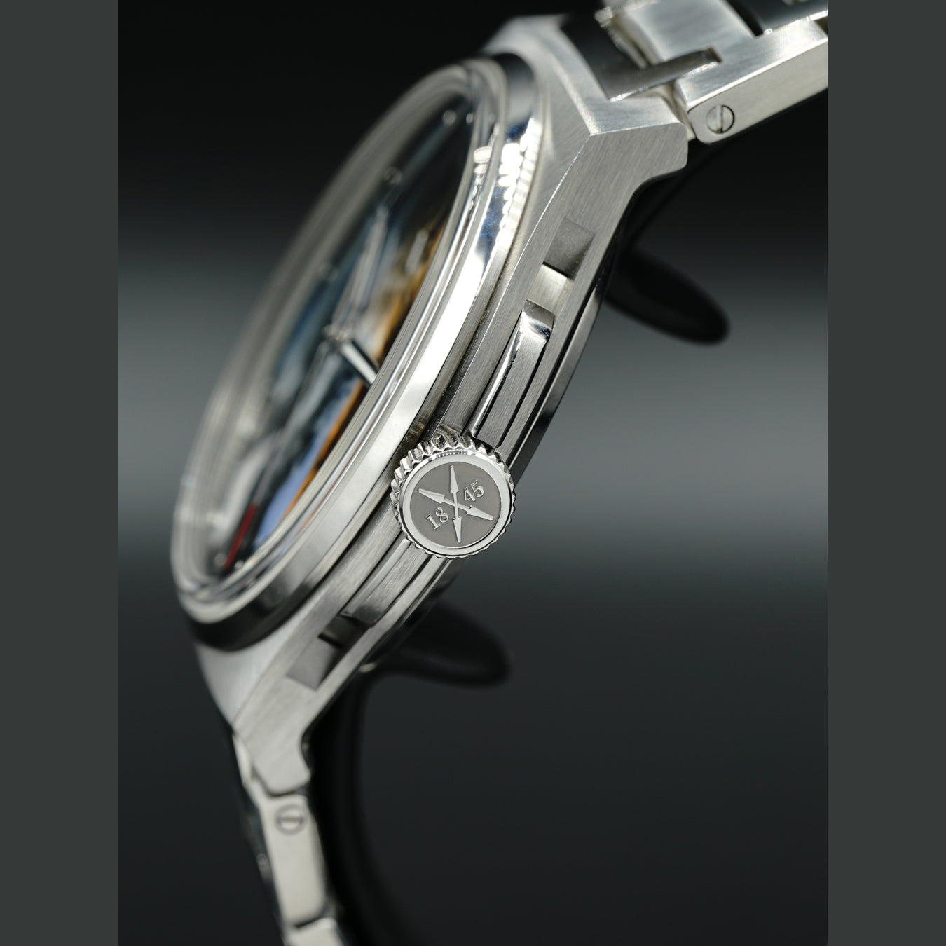 Czapek Antarctique Orion Nebula