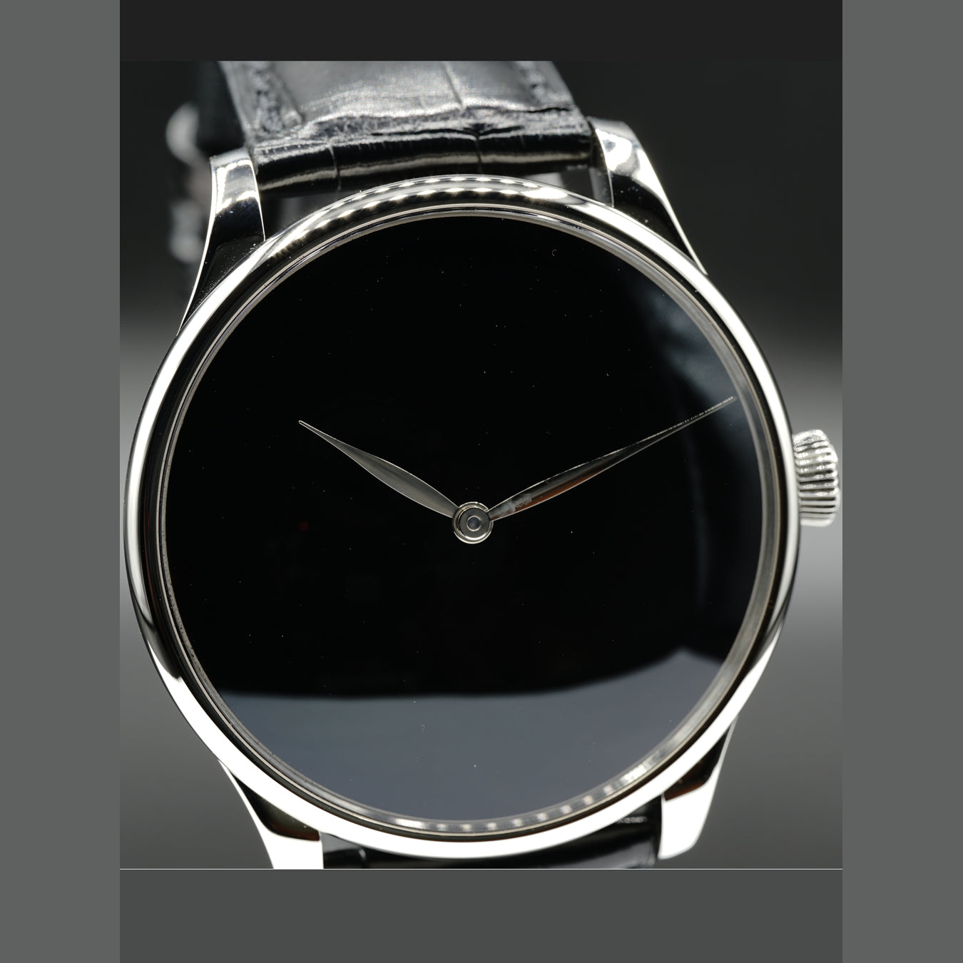 H. Moser & Cie Venturer XL Small Seconds  2327-1213