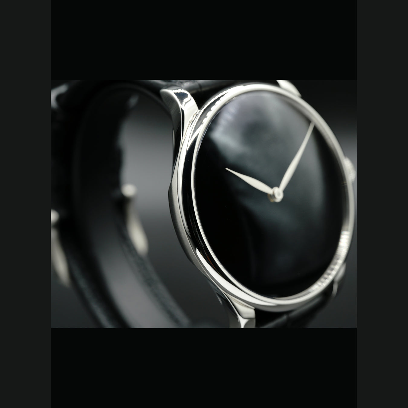H. Moser & Cie Venturer XL Small Seconds  2327-1213
