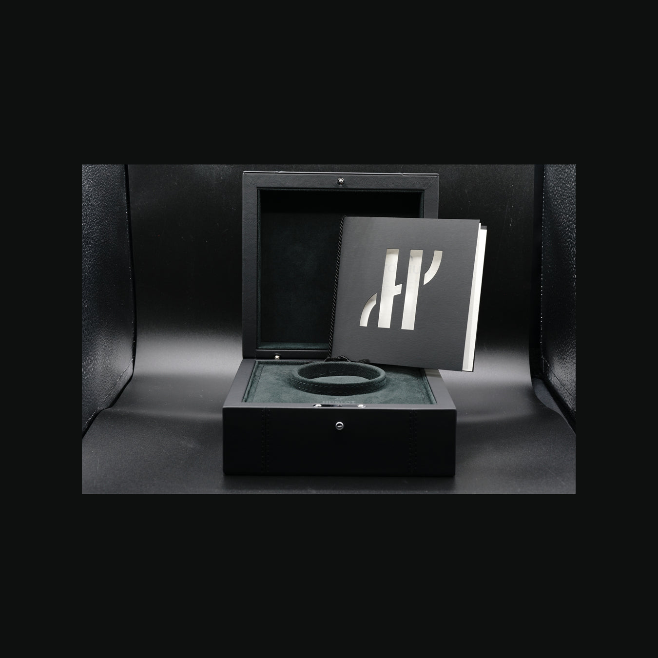 Hublot Classic Fusion Ferrari GT 3D Carbon 526.QB.0124.VR