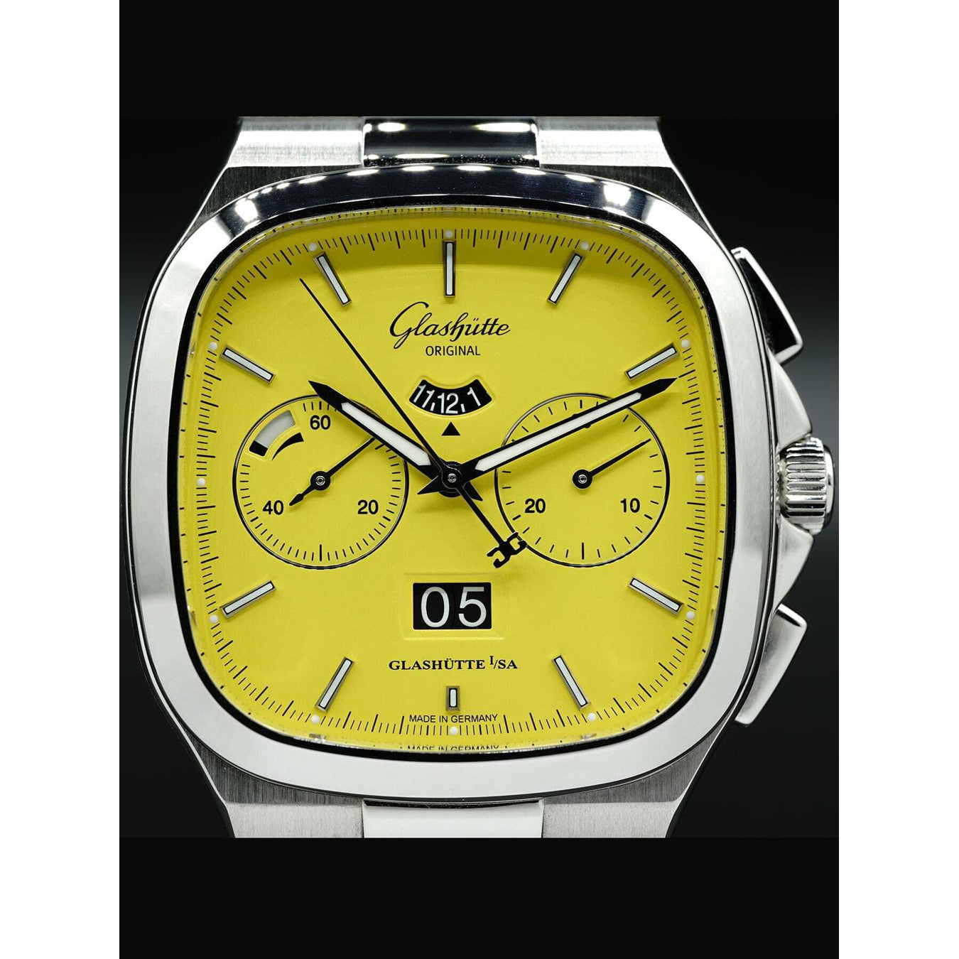Glashütte Original Seventies Chronograph Panorama Date Sunny Yellow 1-37-02-07-02-35