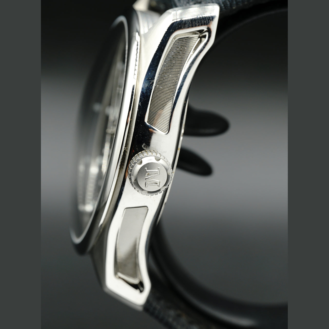 H. Moser & Cie Pioneer Centre Seconds Green 3200-1202
