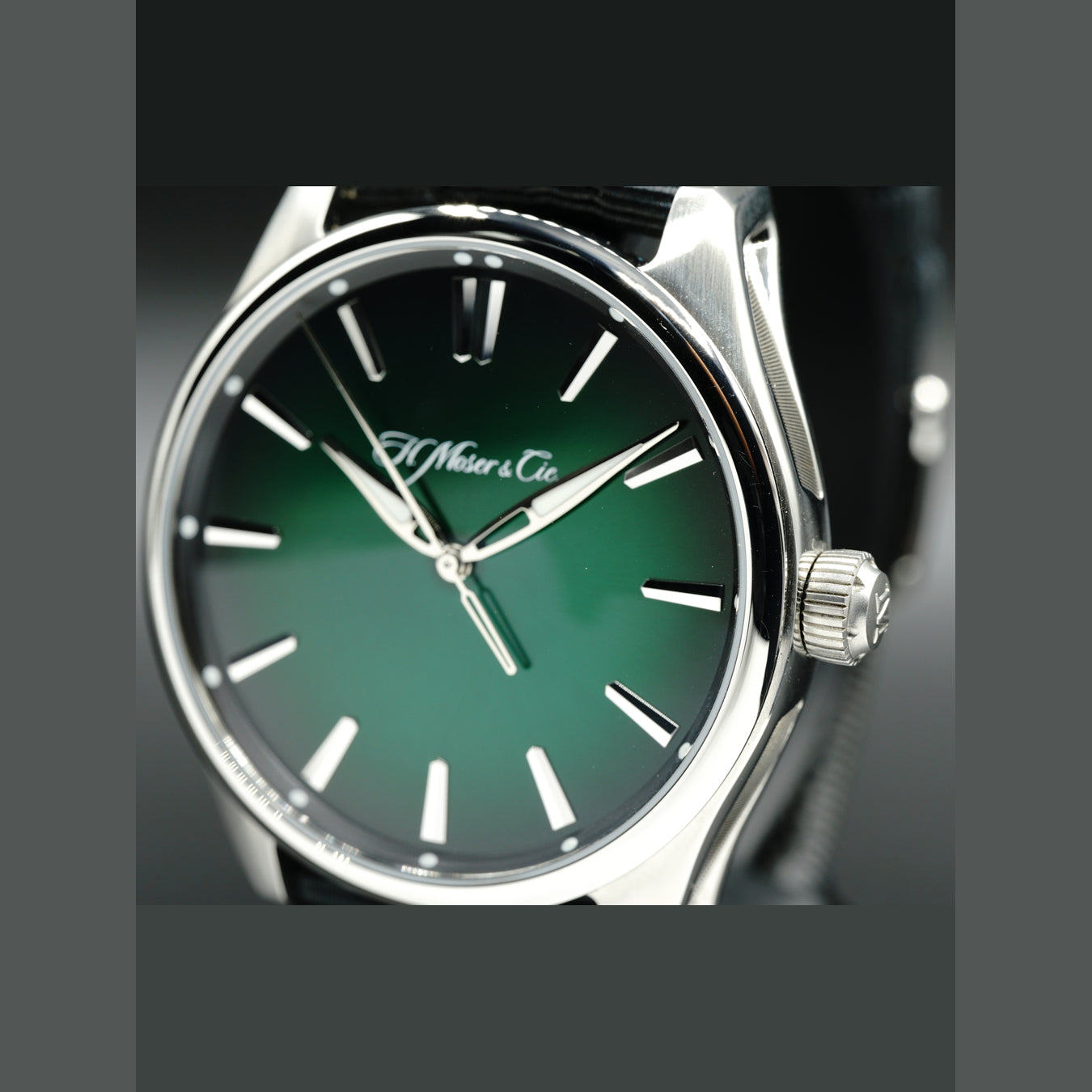 H. Moser & Cie Pioneer Centre Seconds Green 3200-1202