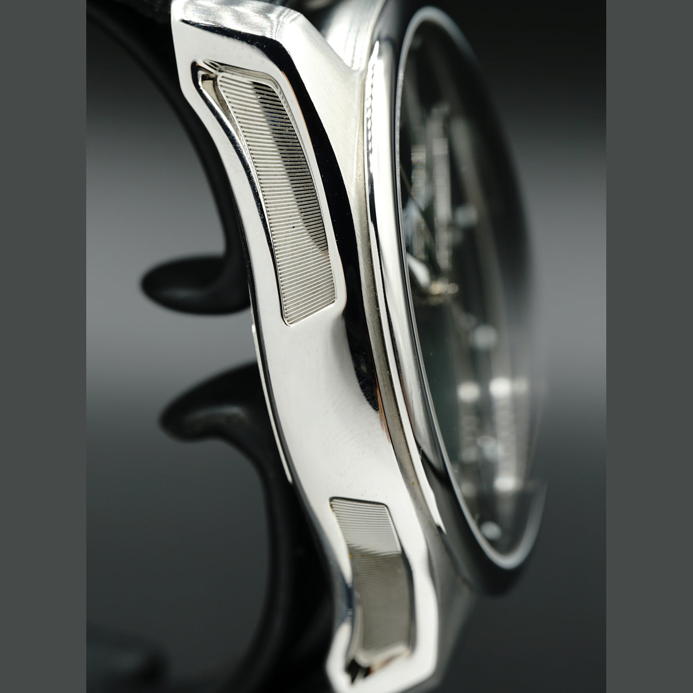 H. Moser & Cie Pioneer Centre Seconds Green 3200-1202