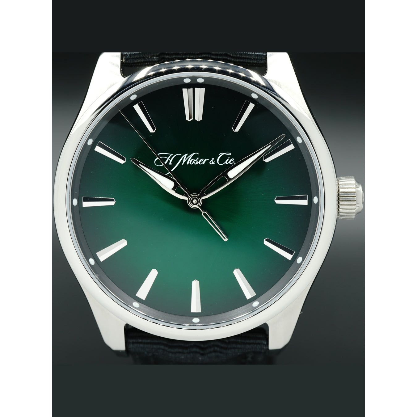 H. Moser & Cie Pioneer Centre Seconds Green 3200-1202