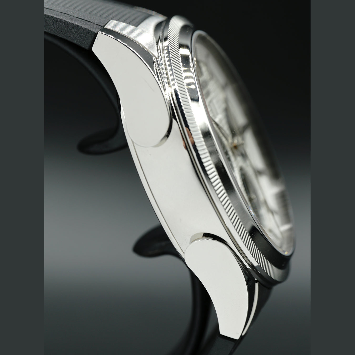 Parmigiani Fleurier Tondagraph GT Steel Silver Black on Strap PFC906-0000140-X01482
