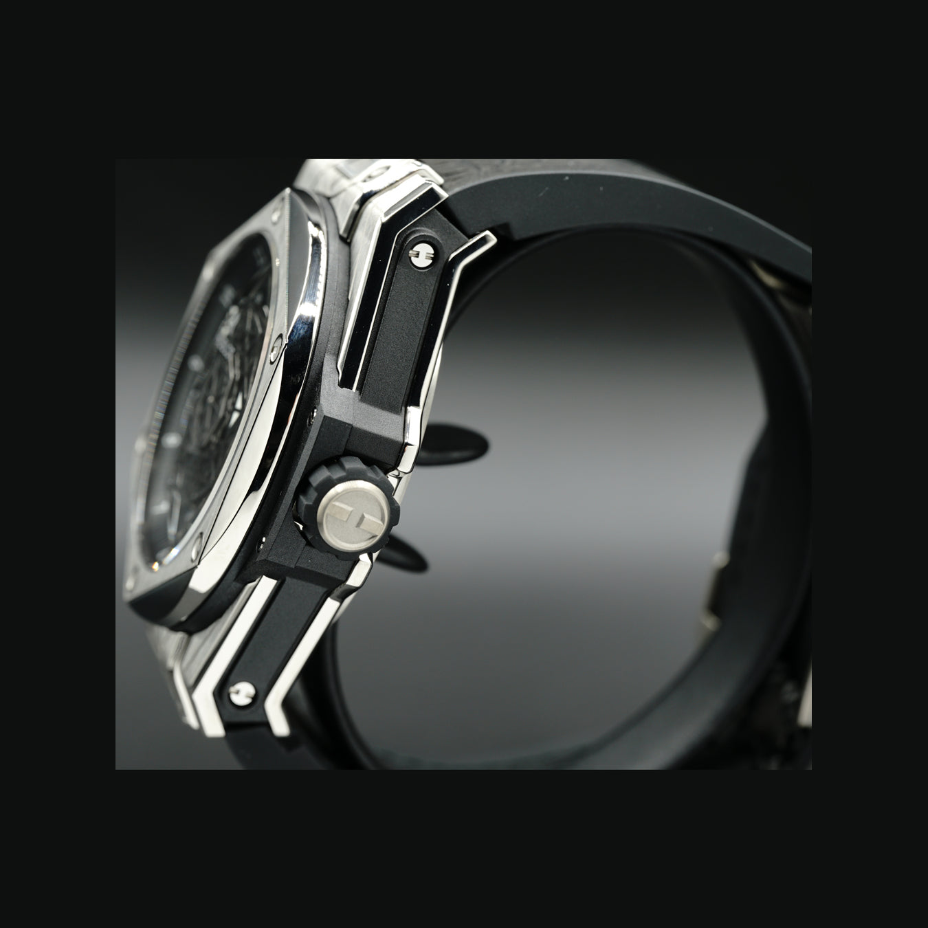 Hublot Sang Bleu Titanium 415.NX.1112.VR.MXM16
