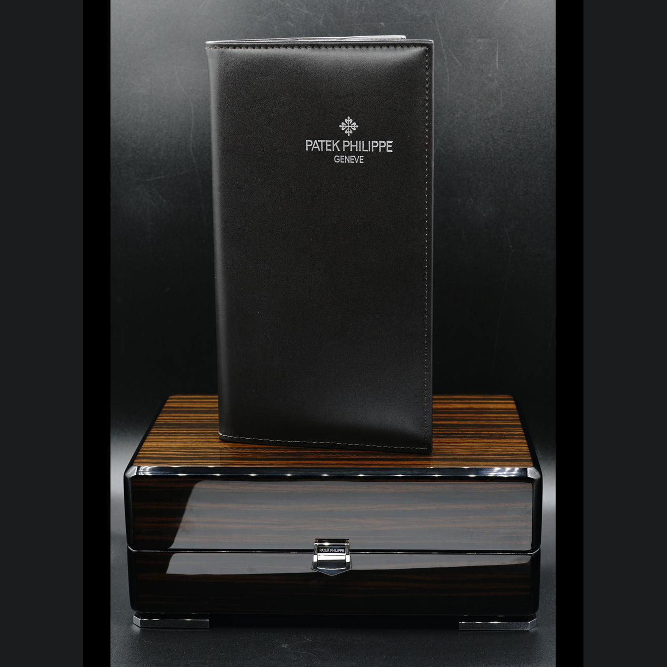 Patek Philippe World Time 5230G-014