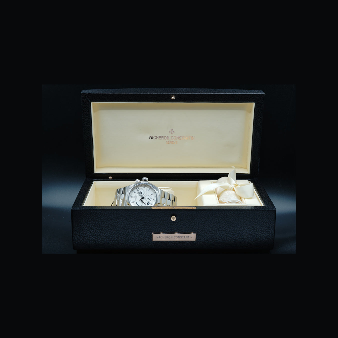Vacheron Constantin Overseas Stainless Steel Dual Time White Dial 47450/B01A-9226