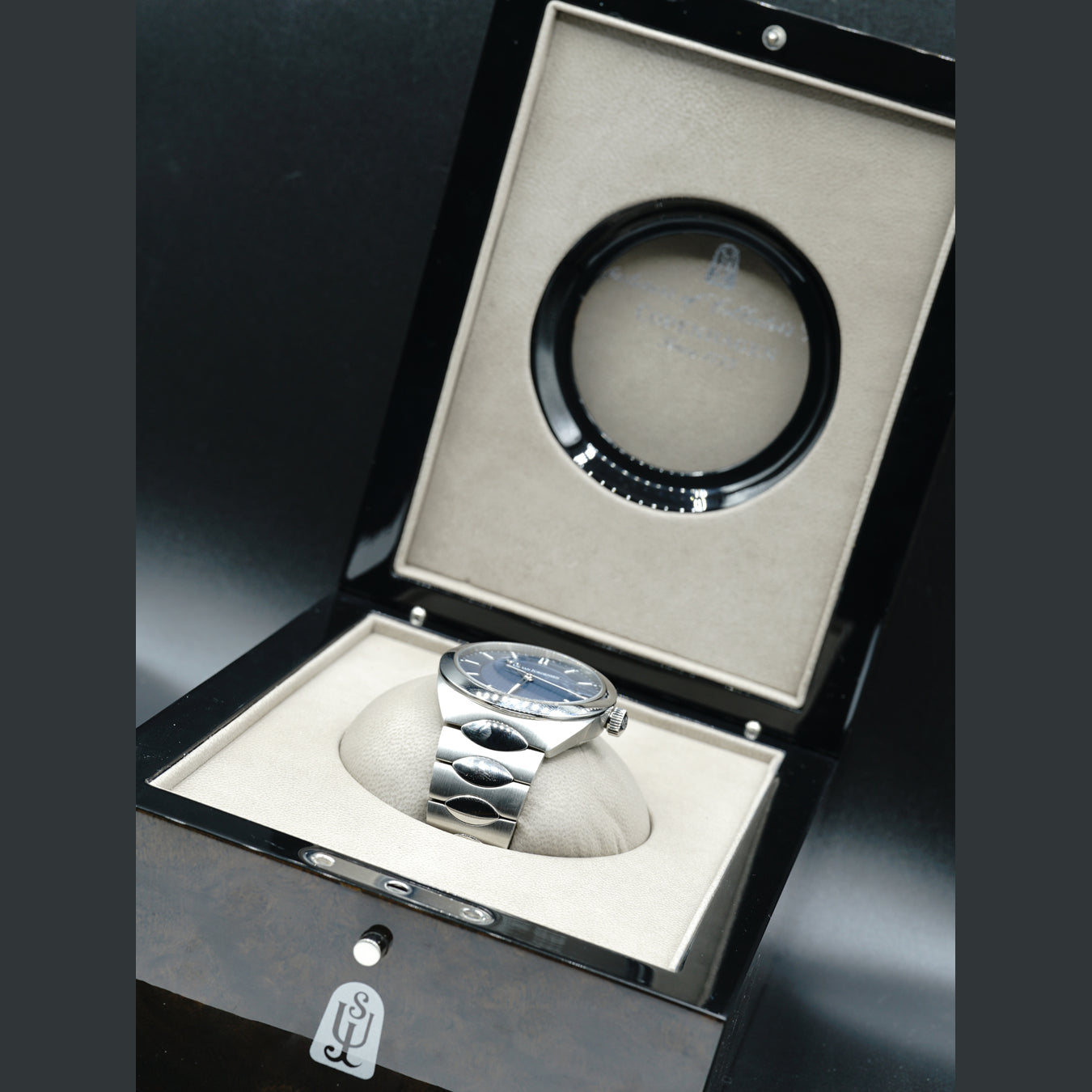 Urban Jürgensen One Date Blue Dial on Bracelet