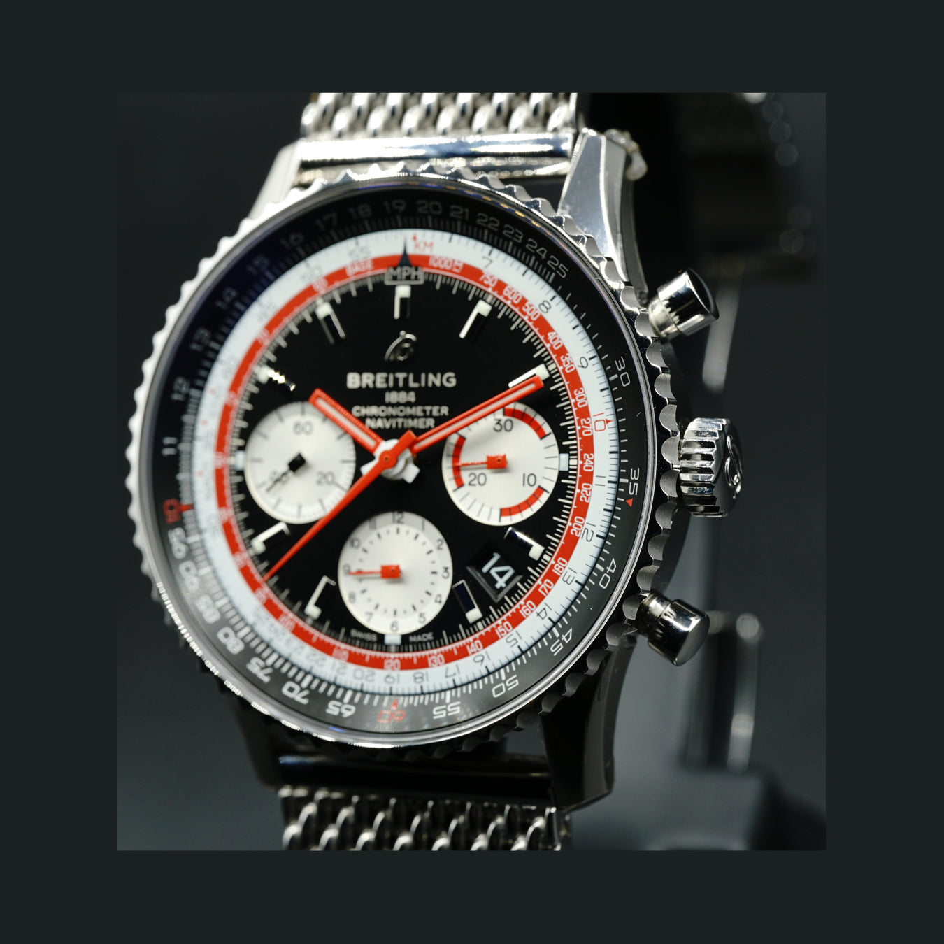 Breitling Navitimer B01 Chronograph 43 Swissair AB01211B1B1A1