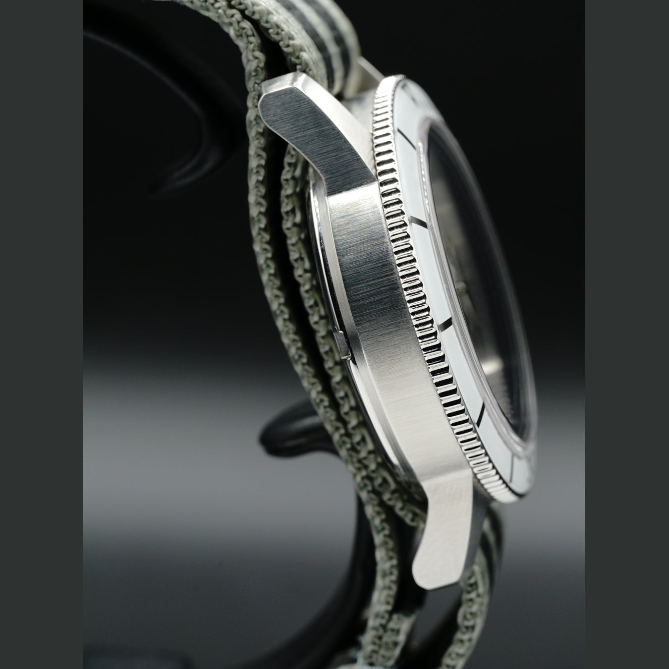 Zodiac Super Sea Wolf Topper Limited Edition "White Wolf" ZO9208