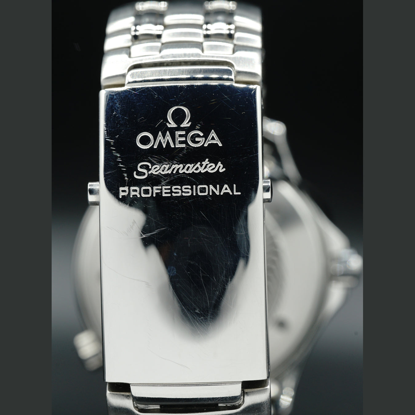 Omega Seamaster 300 M GoldenEye 007 Quartz 2541.80.00