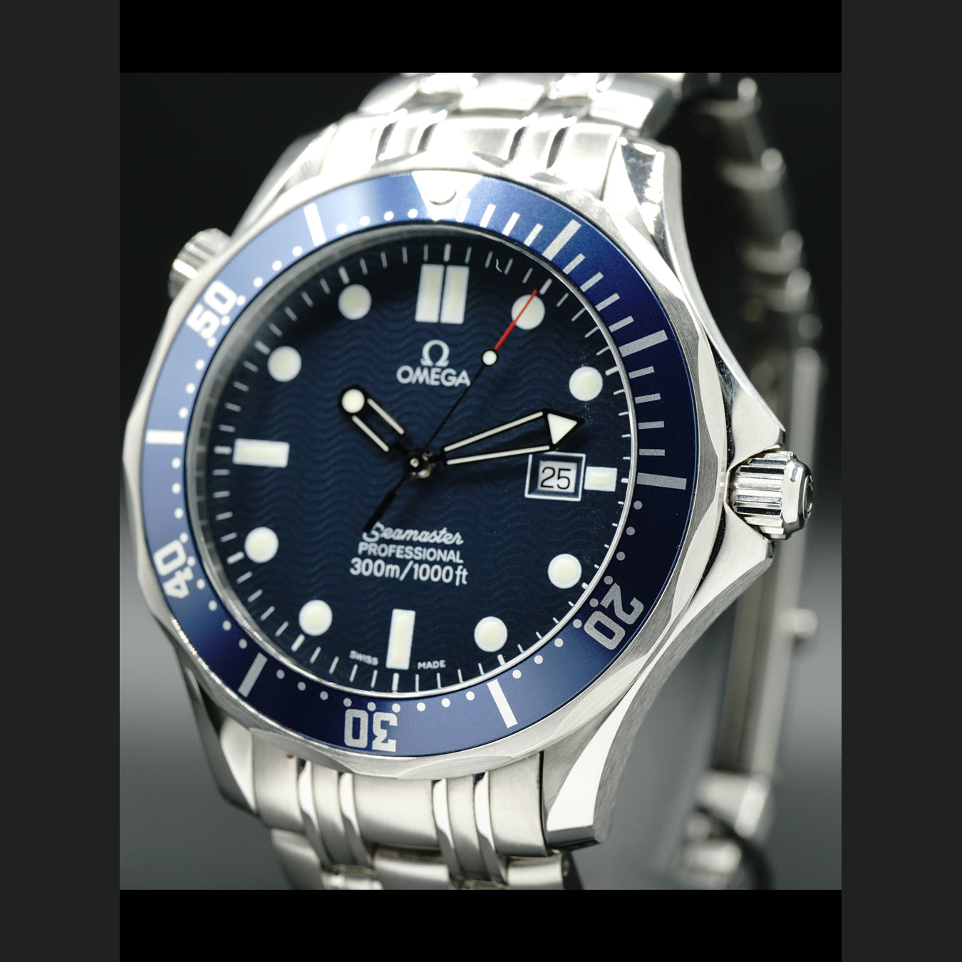 Omega Seamaster 300 M GoldenEye 007 Quartz 2541.80.00