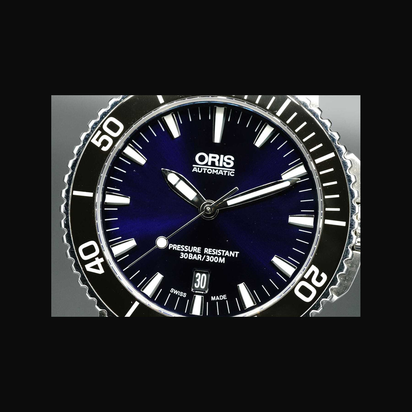 Oris Aquis Date Blue Dial on Bracelet 01 733 7730 4135-07 8 24 05PEB