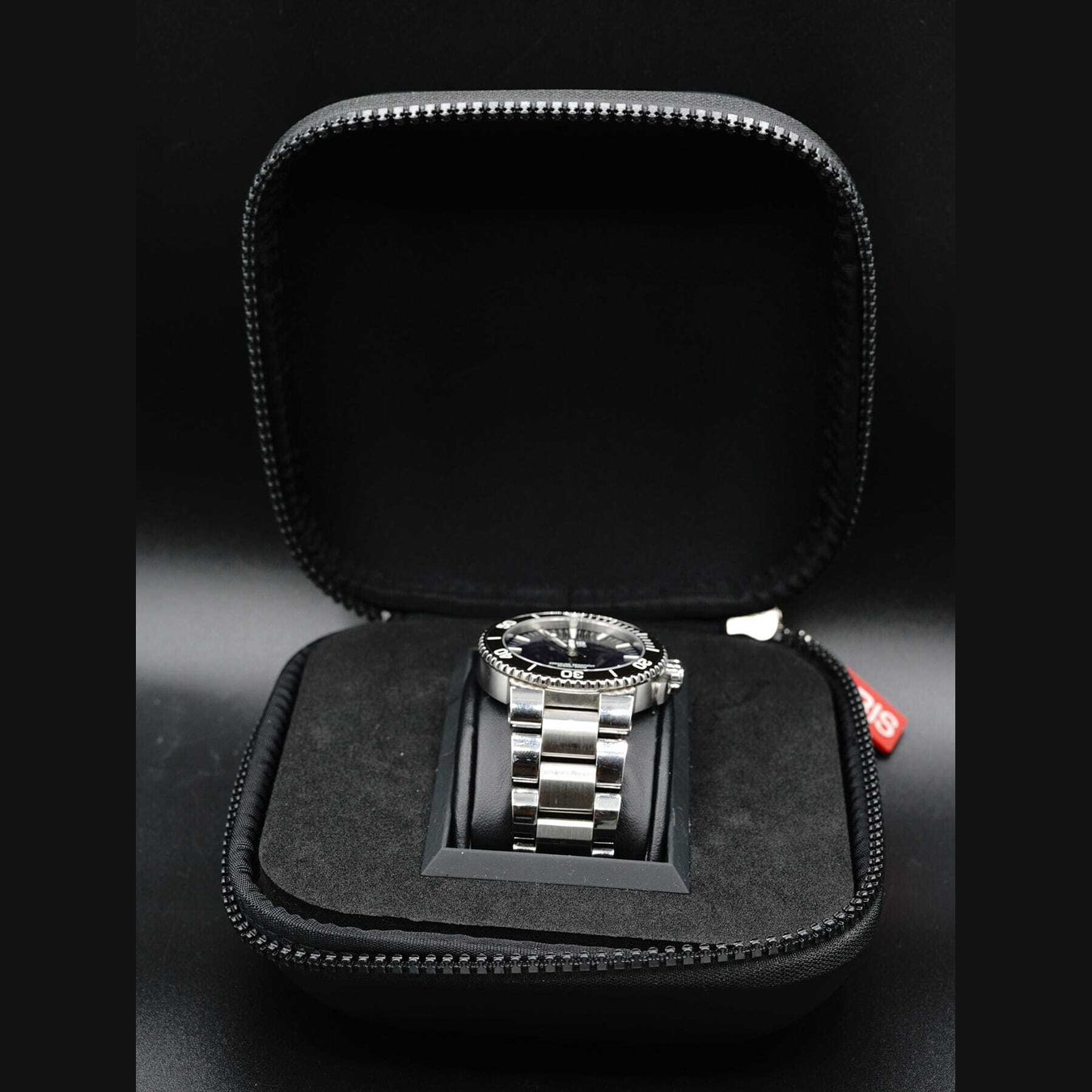 Oris Aquis Date Blue Dial on Bracelet 01 733 7730 4135-07 8 24 05PEB