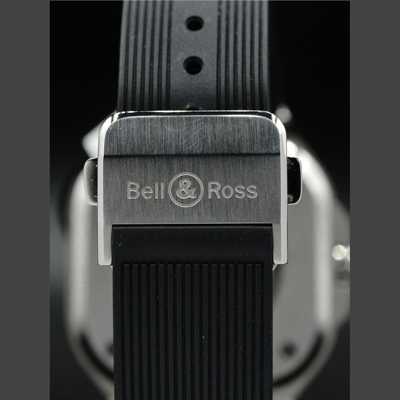 Bell & Ross BR 05 GMT on Strap BR05G-BL-ST/SST