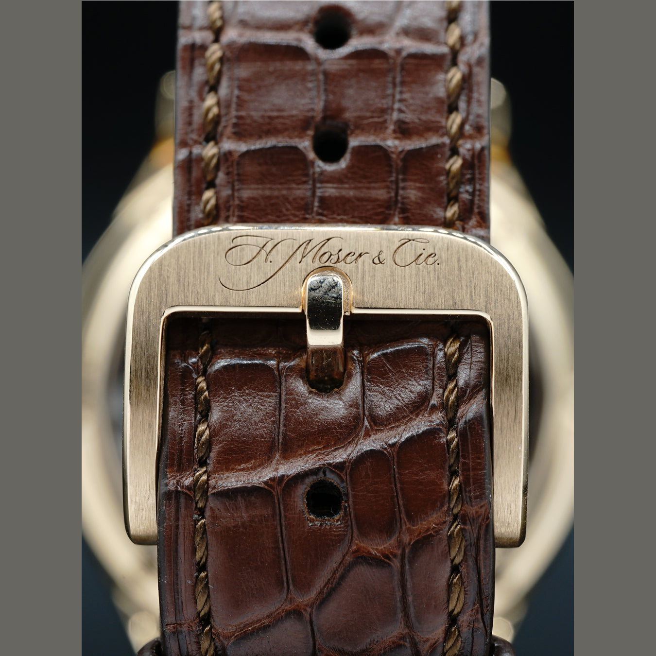 H. Moser & Cie. Endeavour Perpetual Moon 1801-0400