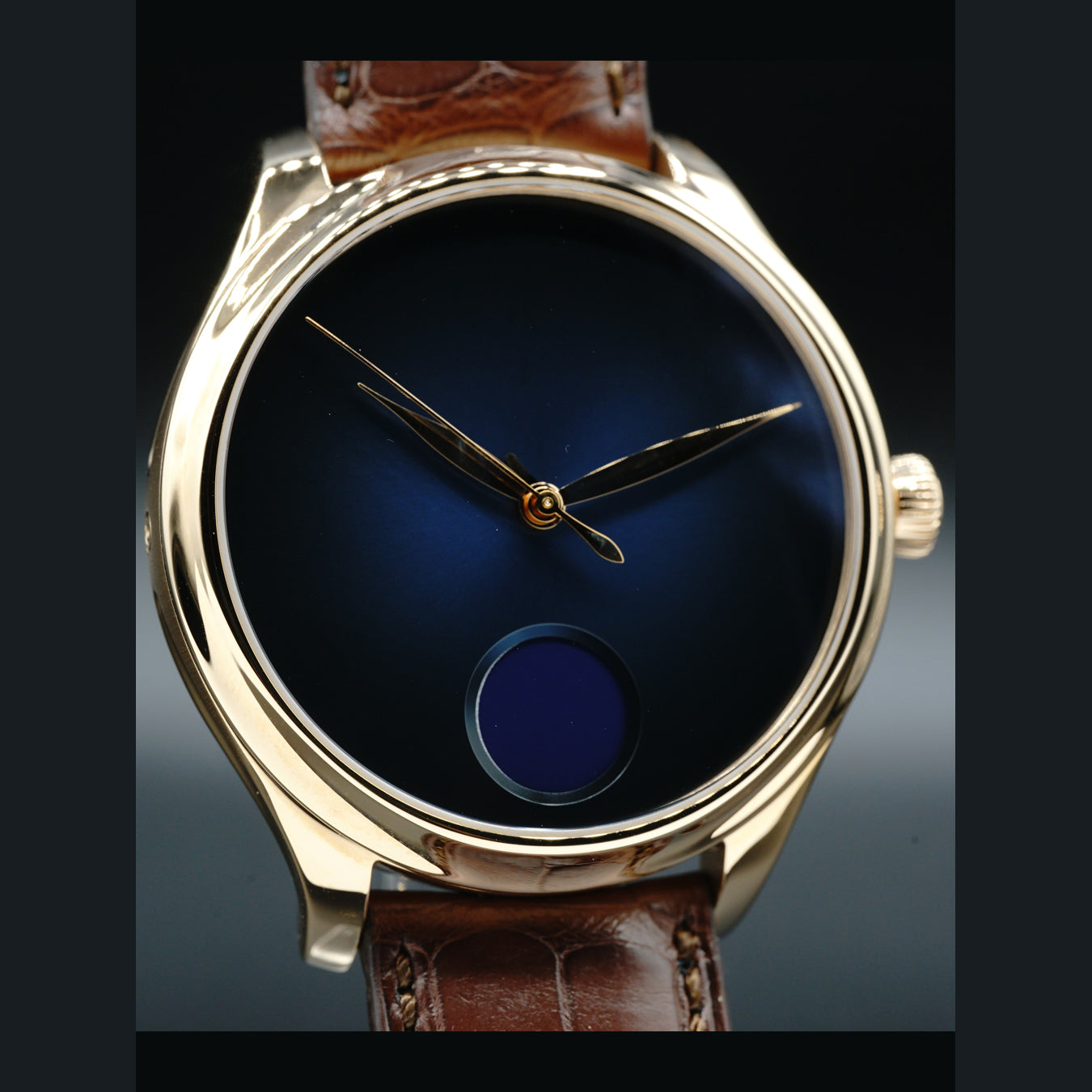 H. Moser & Cie. Endeavour Perpetual Moon 1801-0400