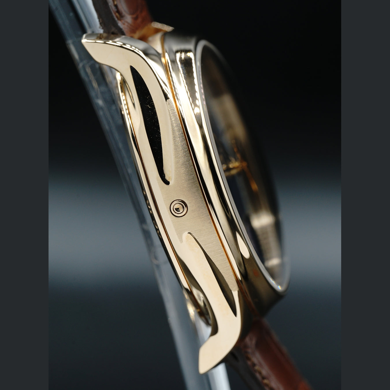 H. Moser & Cie. Endeavour Perpetual Moon 1801-0400