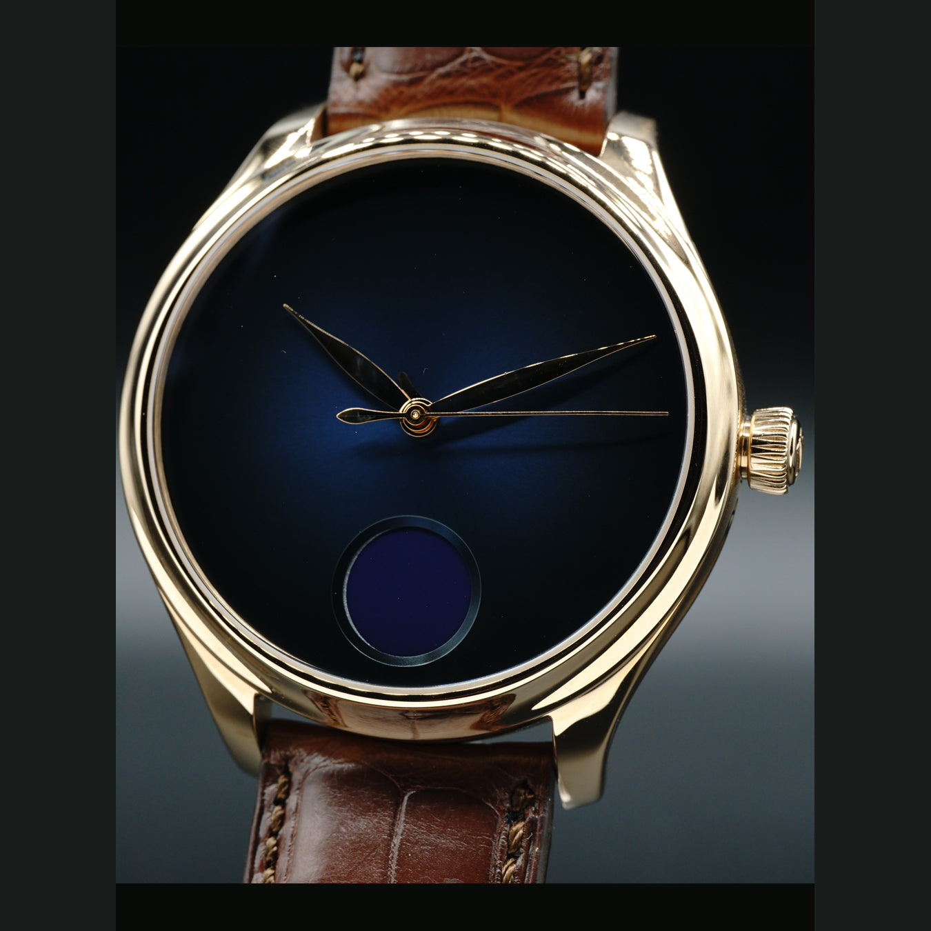 H. Moser & Cie. Endeavour Perpetual Moon 1801-0400