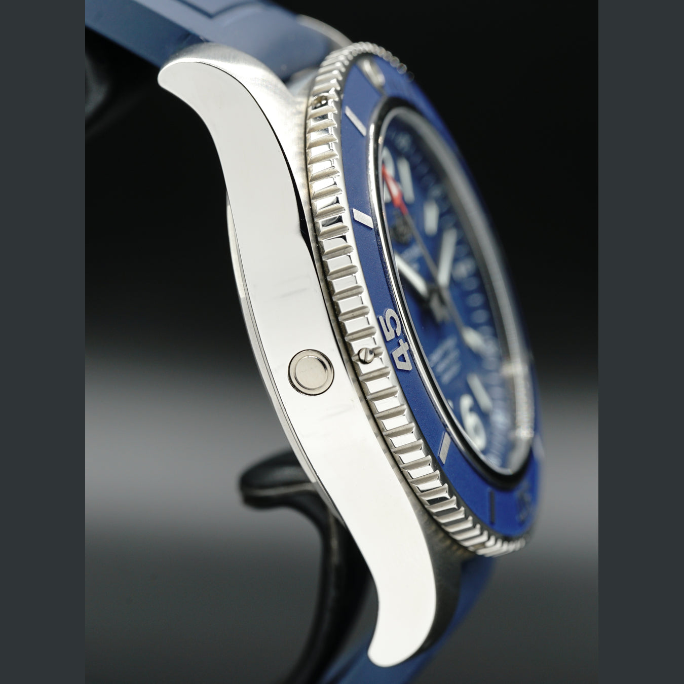 Breitling Superocean A17367