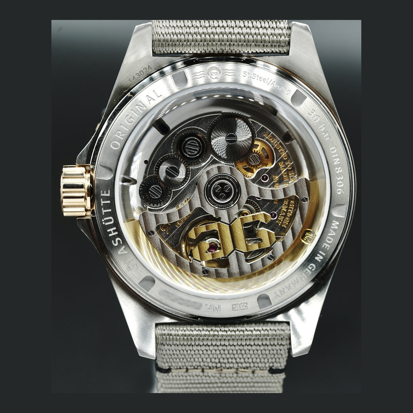 Glashütte Original SeaQ Panorama Date Two-Tone 1-36-13-04-91-34
