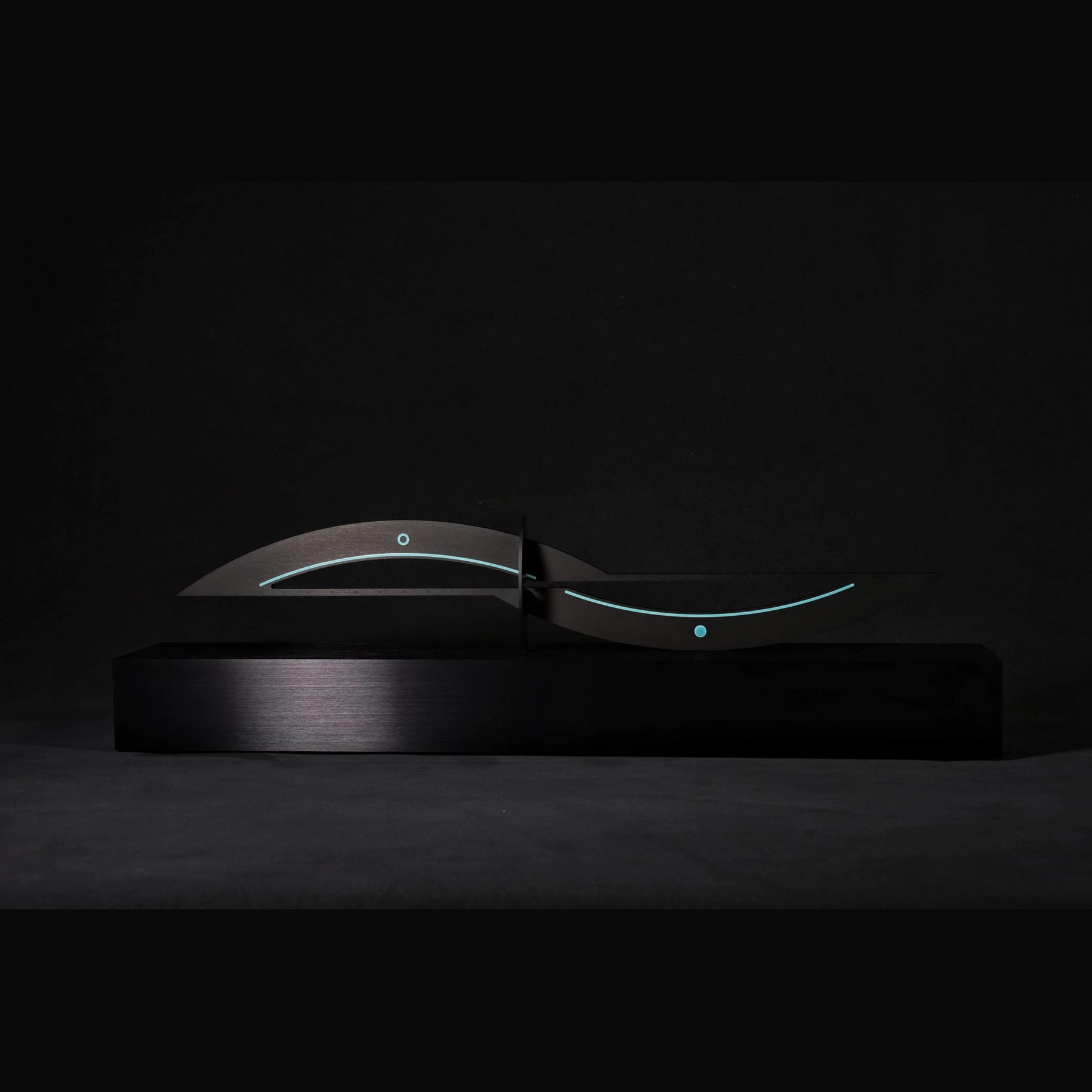 Around Five Black Brushed Aluminum Sandman with Frame
