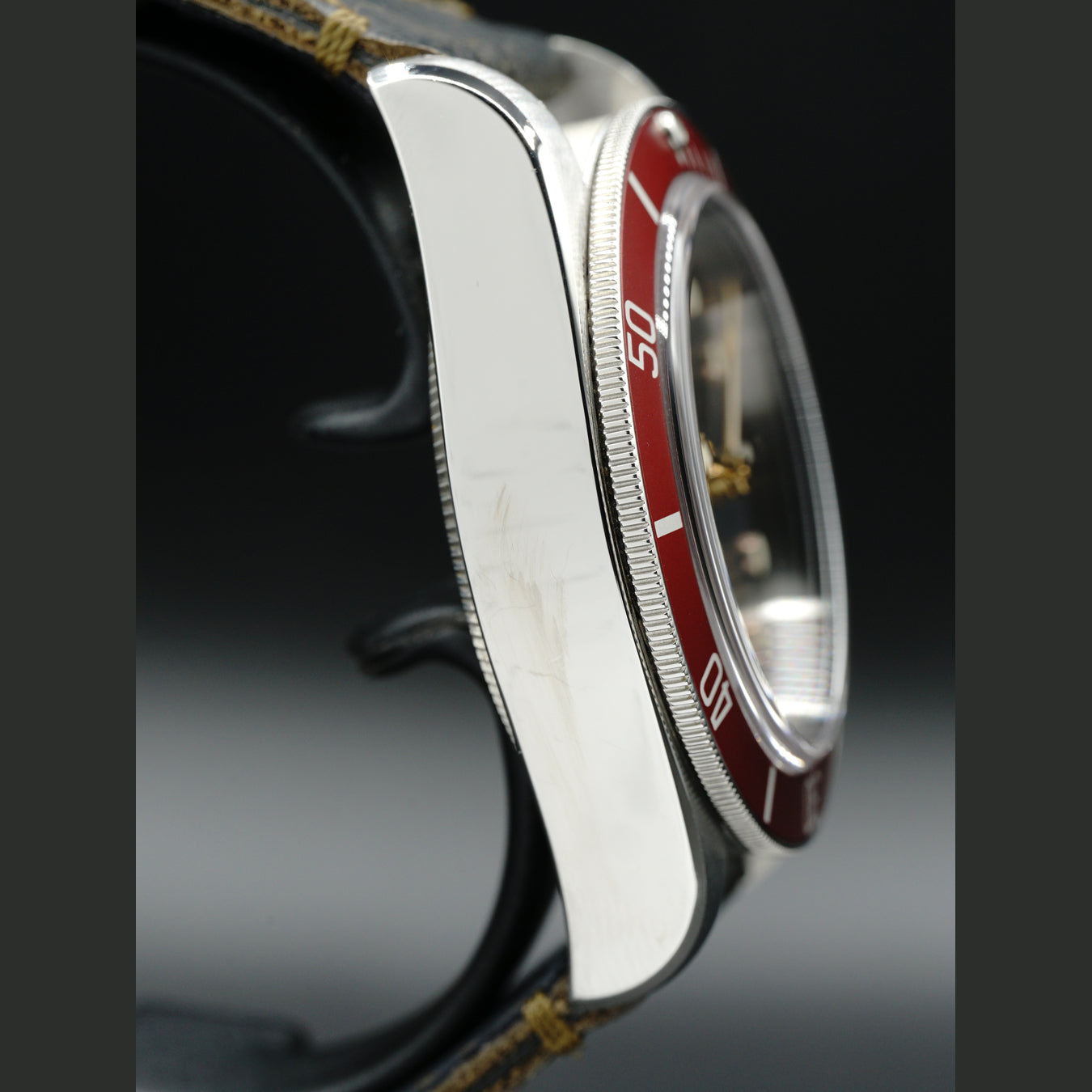 Tudor Black Bay Red M79230R-0011