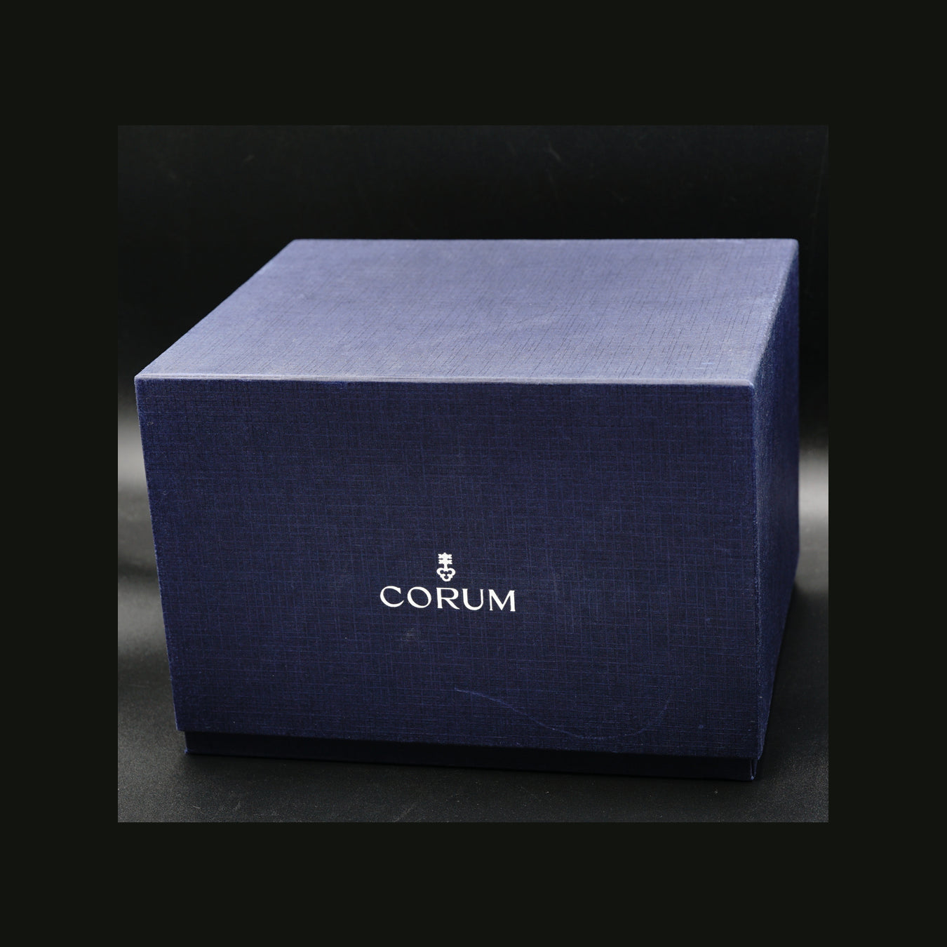 Corum Art Red Bubble Python Limited Edition L08202981