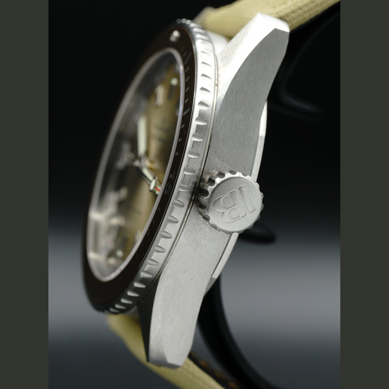 Blancpain fifty fathoms bathyscaphe 505200 11046 NE52A