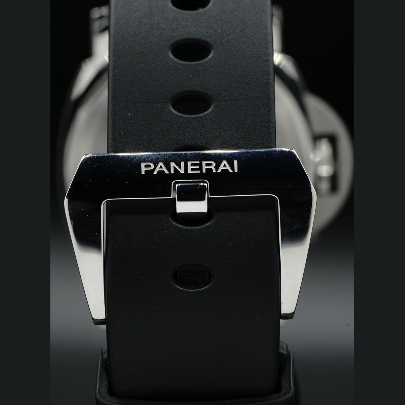 Panerai Luminor Base 44 Base Logo PAM00000