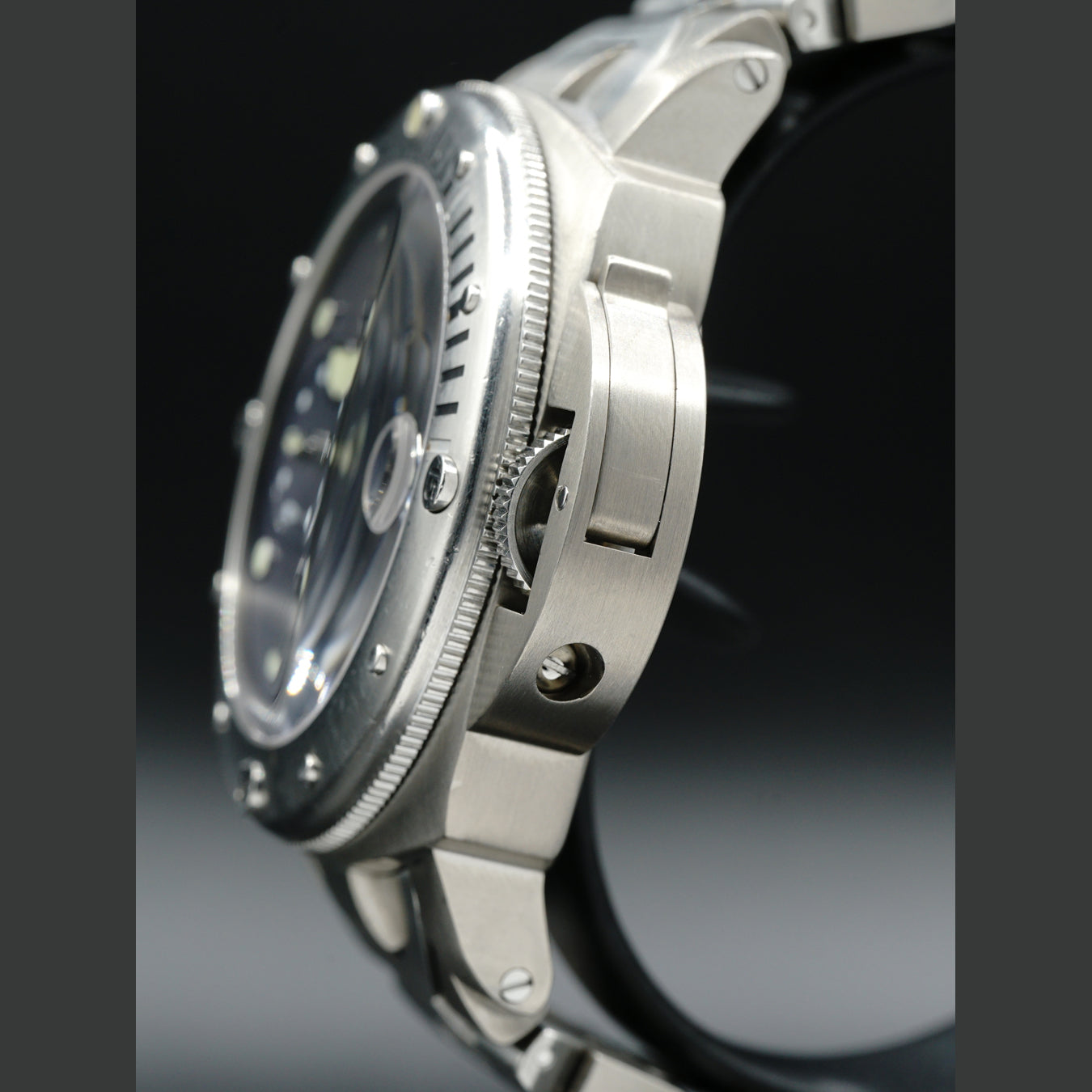 Panerai Luminor Submersible Automatic Chronometer Grey PAM00106
