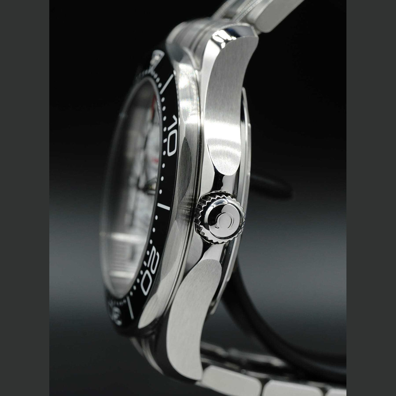 Omega Seamaster 300m 210.32.42.20.04.001