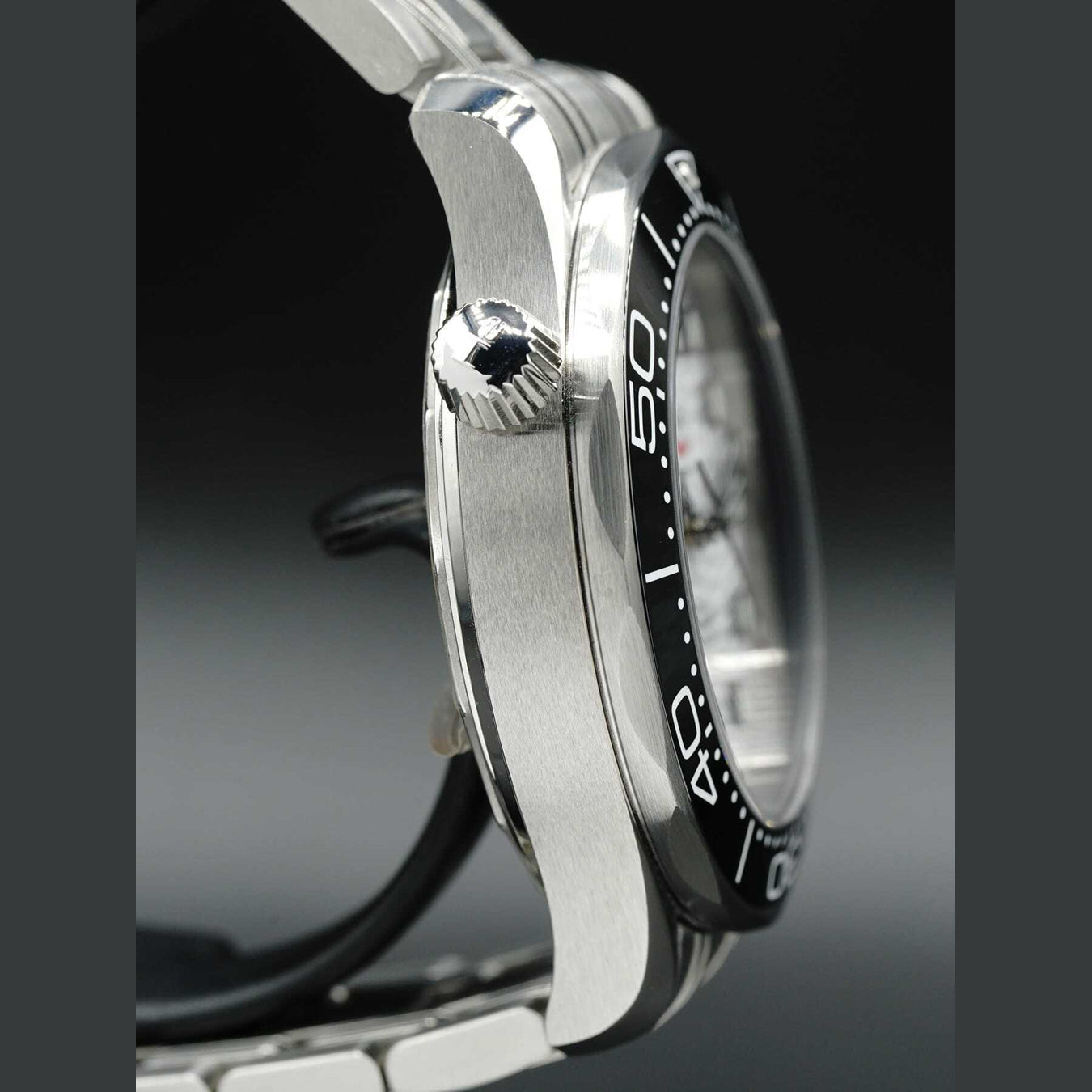 Omega Seamaster 300m 210.32.42.20.04.001
