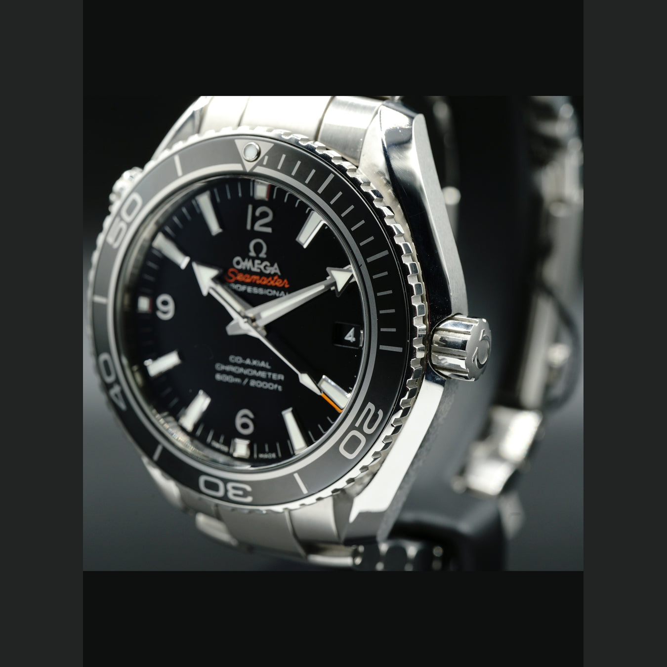Planet Ocean 600M Omega Co-axial 42mm 232.30.42.21.01.001
