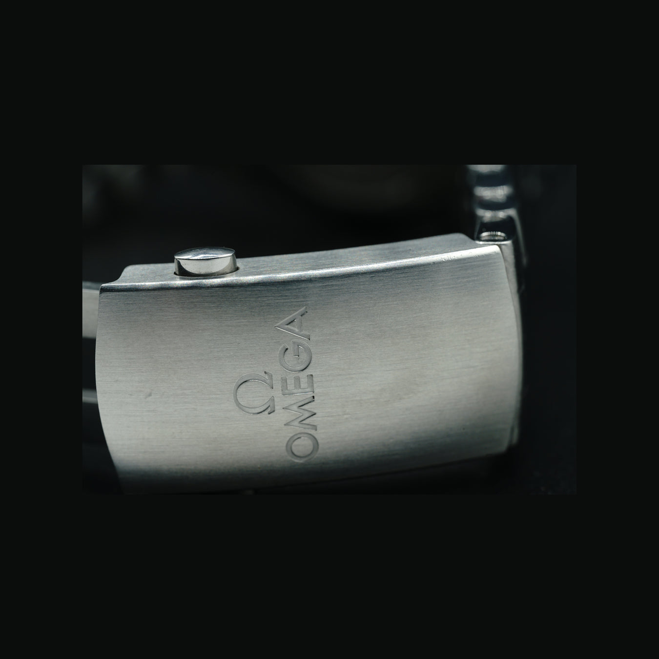 Planet Ocean 600M Omega Co-axial 42mm 232.30.42.21.01.001