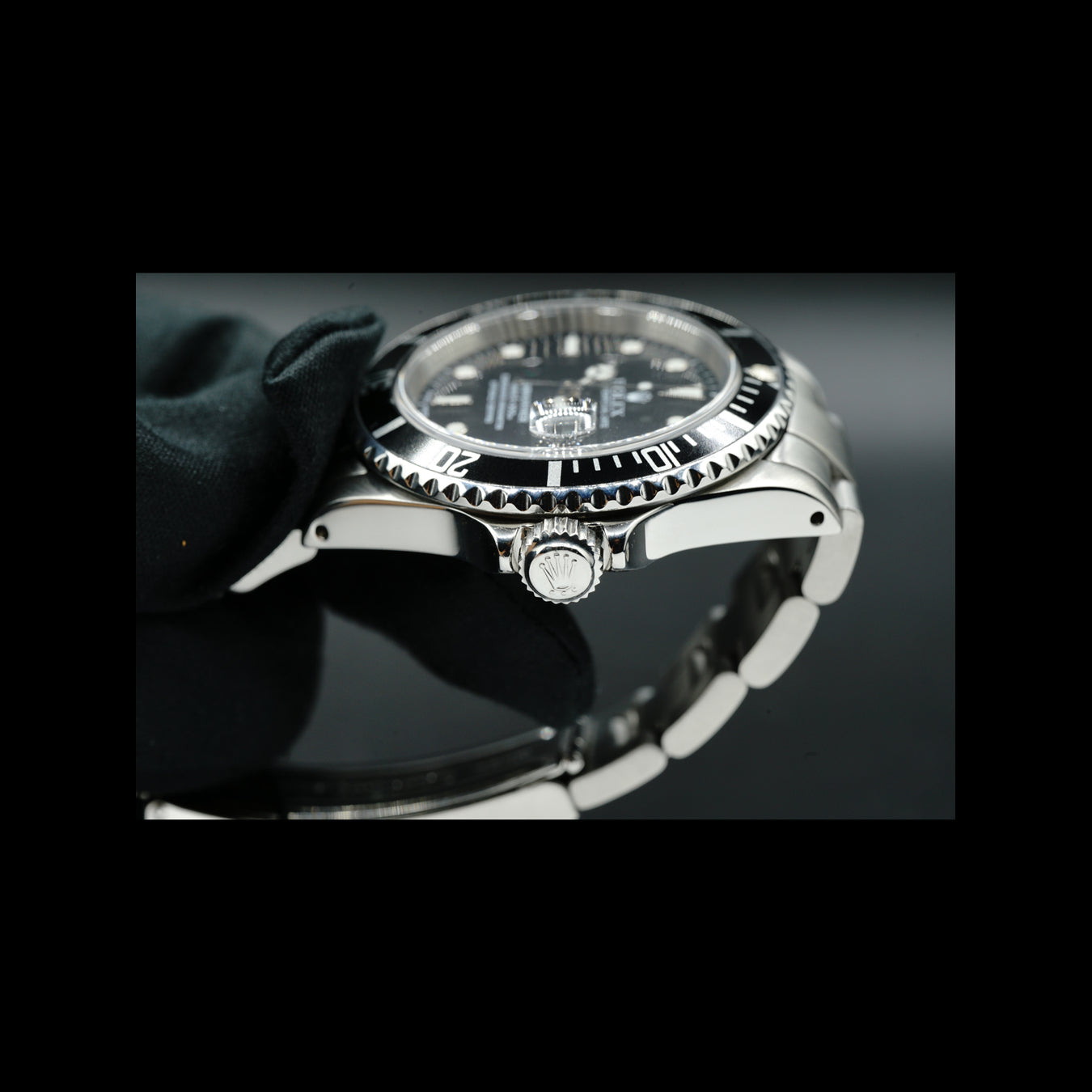 Rolex Submariner Date 16610