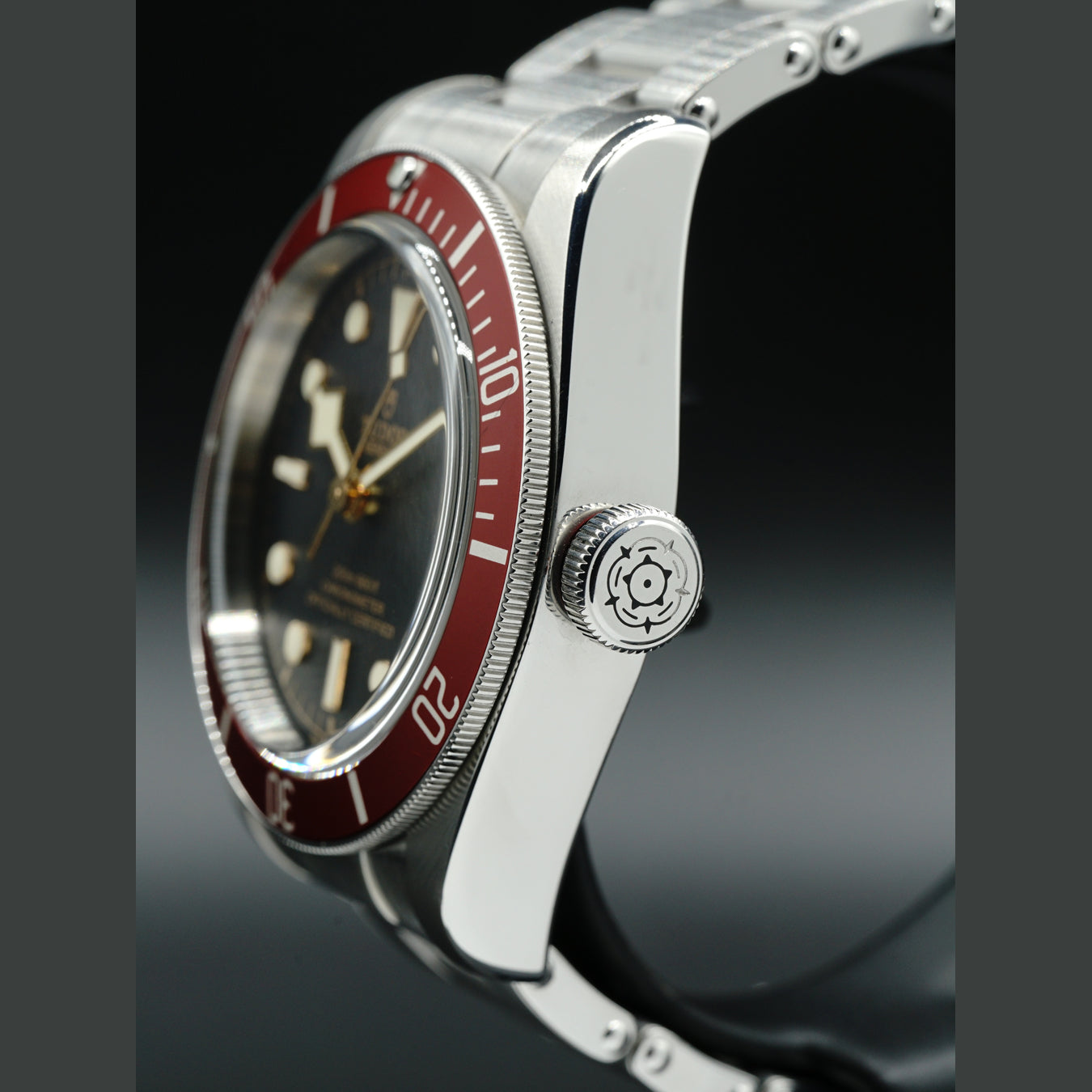 Tudor Black Bay M7930R 0012