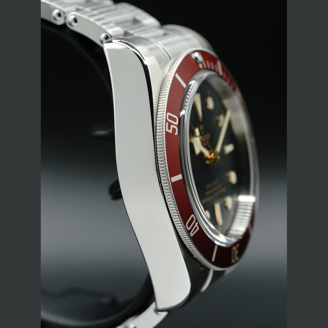 Tudor Black Bay M7930R 0012