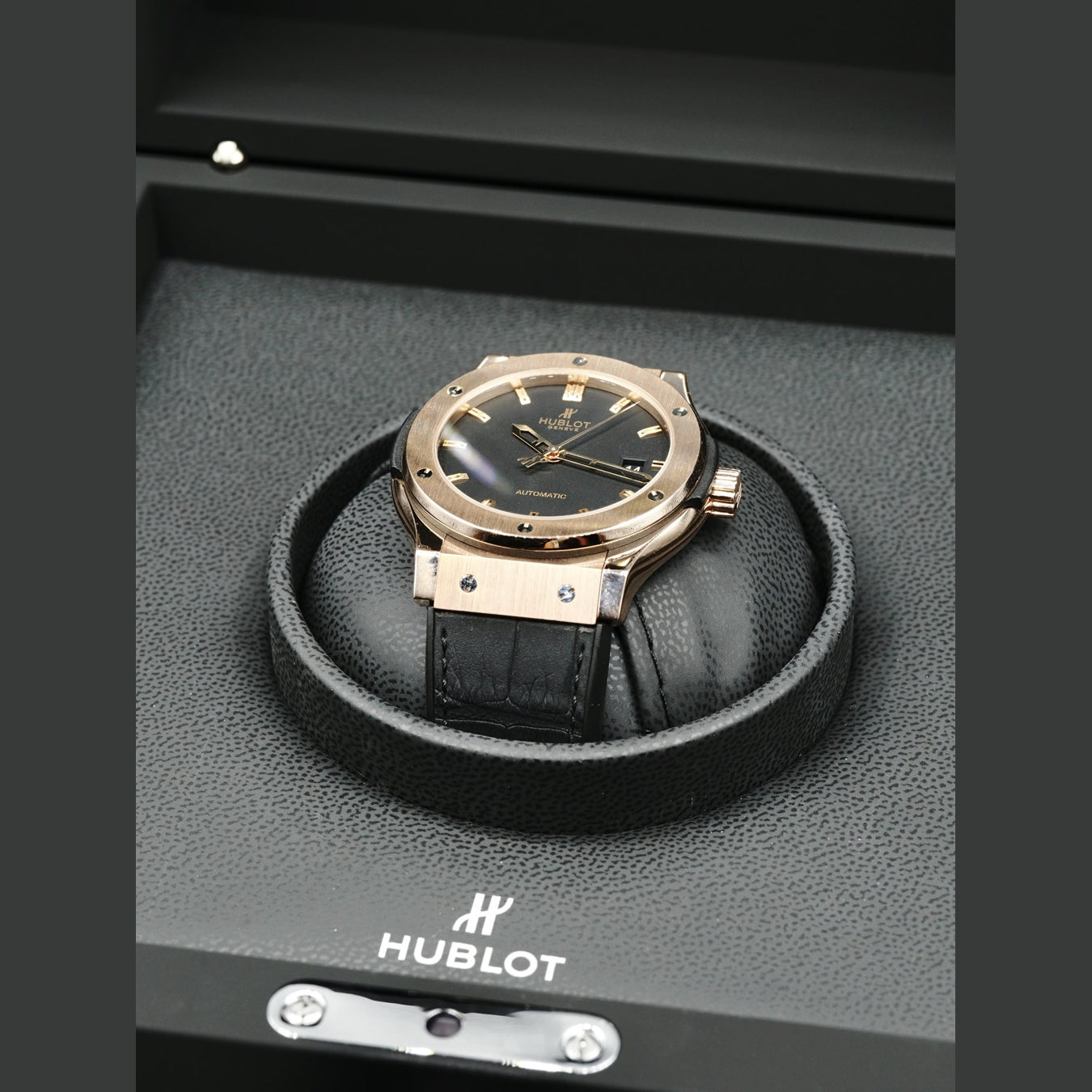Hublot Classic Fusion King Gold 42mm 542.OX.1180.LR