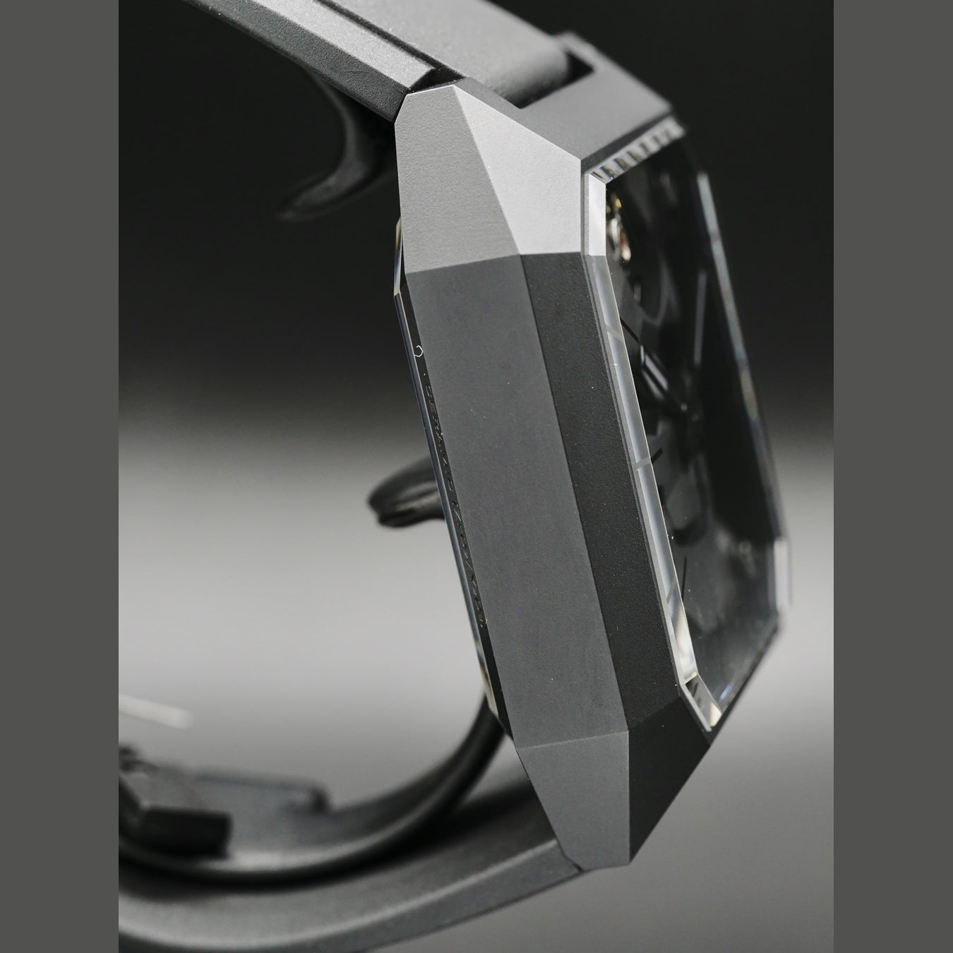 Bell & Ross Cyber Skull BR01-CSK-CE/SRB
