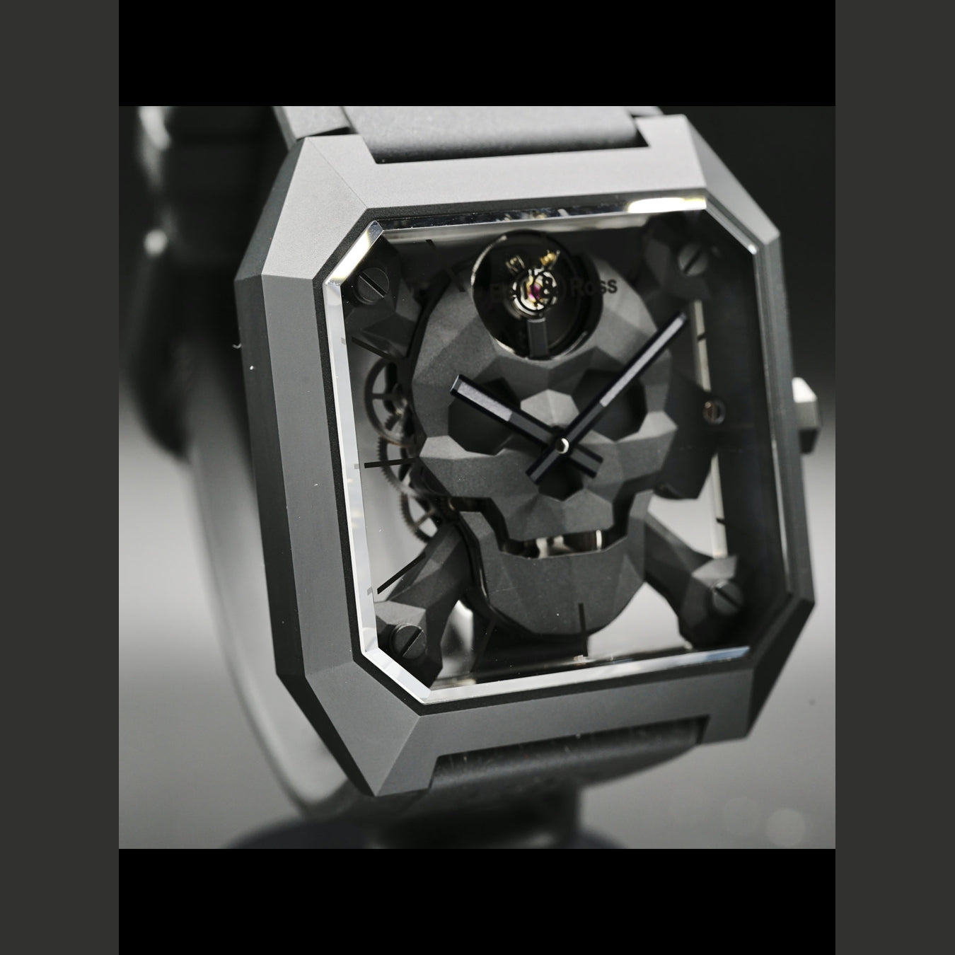 Bell & Ross Cyber Skull BR01-CSK-CE/SRB