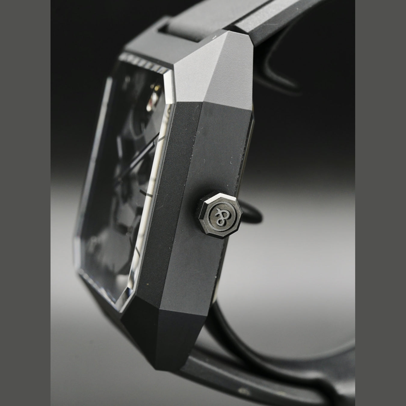 Bell & Ross Cyber Skull BR01-CSK-CE/SRB