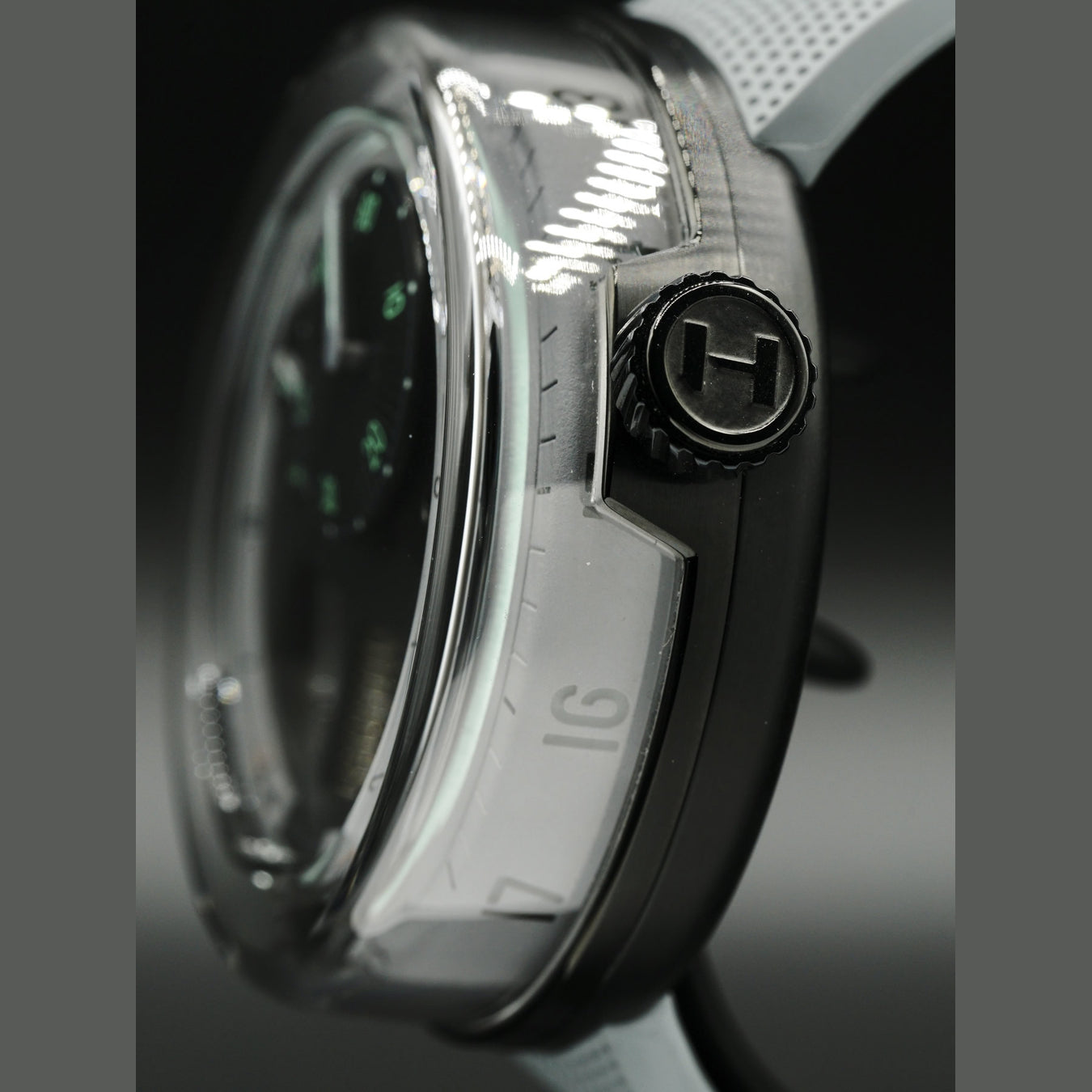 HYT H0 Black Grey H02140