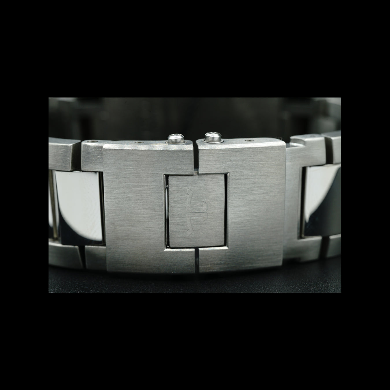 Jaeger LeCoultre Reverso Squadra Chronograph GMT Q7018120