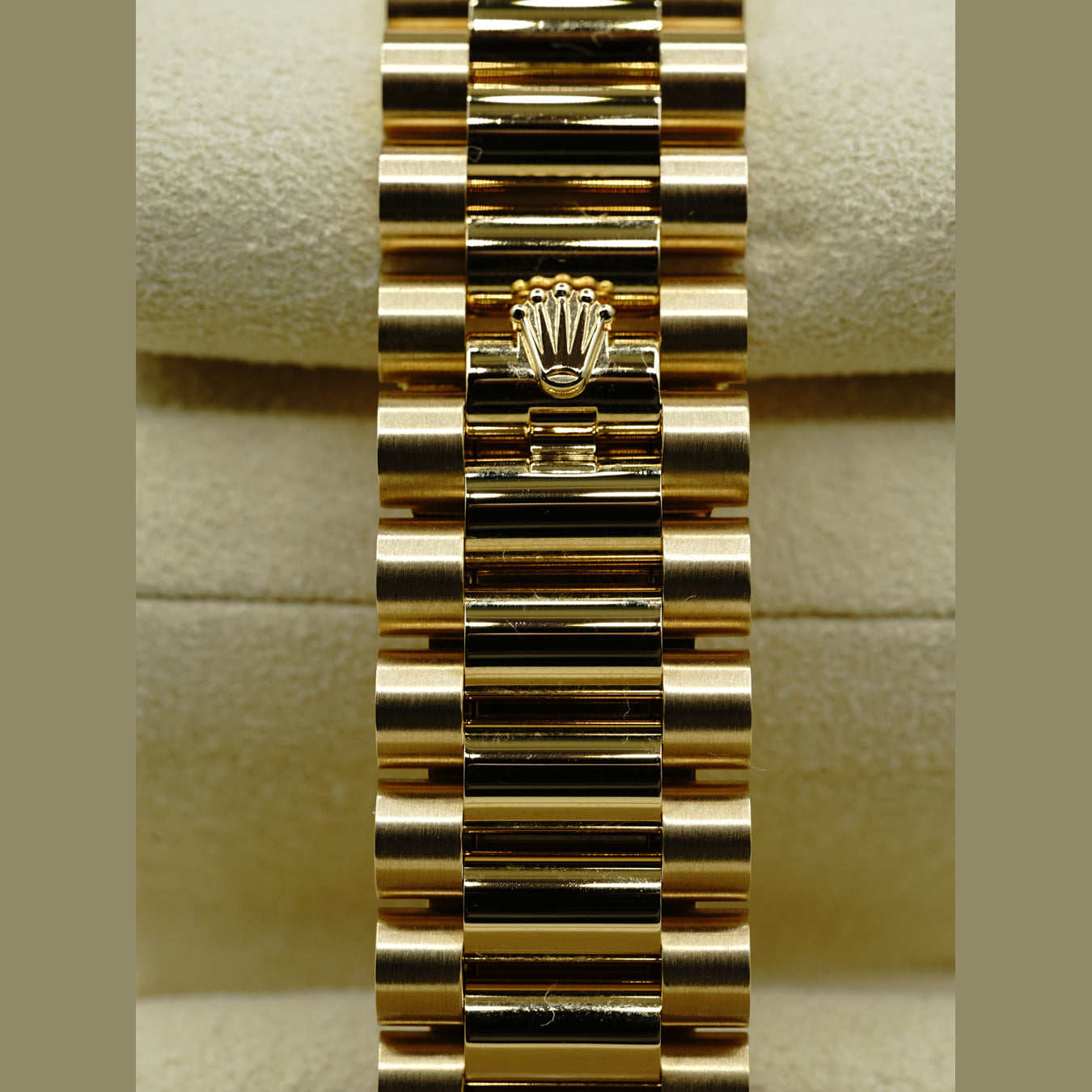 Rolex Oyster Perpetual Day-Date 228348RBR